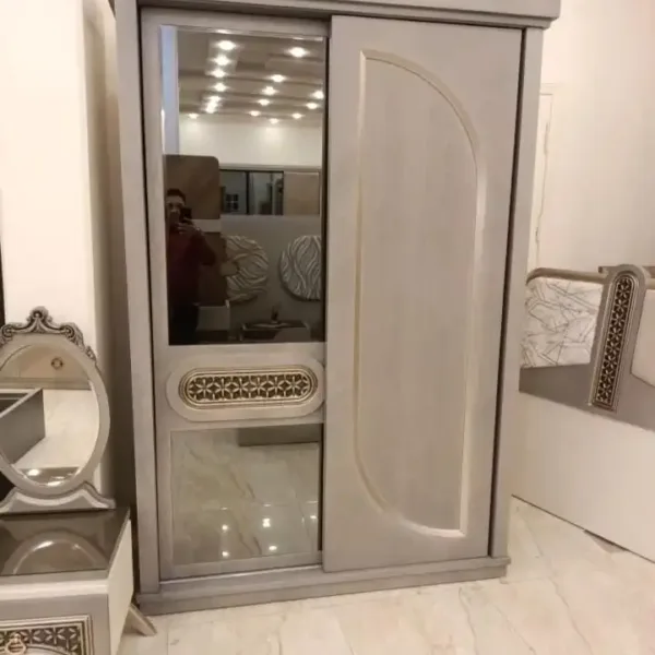غرفة نوم رمادي
