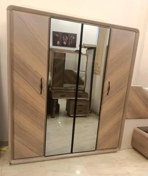غرفة نوم شبابي