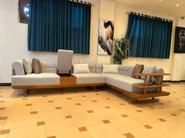 ركنة مودرن حرف L