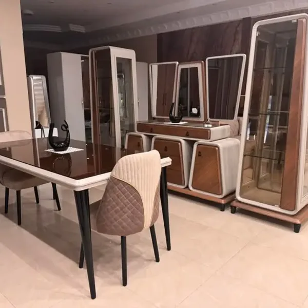 لمسة الملوك سفرة منسّة