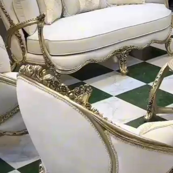 أثاث فاخر