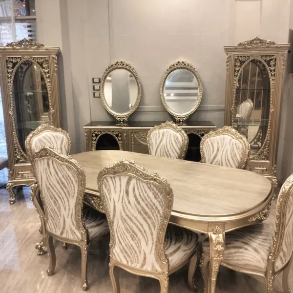 ماجيستي الملكية غرفة سفرة كلاسيك