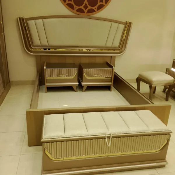 جولدن روم غرفة نوم مودرن